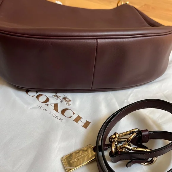Coach Nomad Hobo Glove Tanned Leather Oxblood - Picture 9 of 12